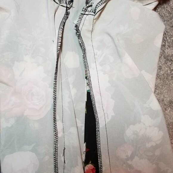 Into The AM Men's XL Black Floral Short Sleeve Button Up Retro Party City - Picture 5 of 8